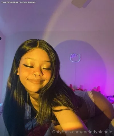 melodynicholee / melodynichole